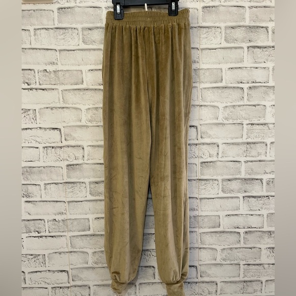 Women’s SKIMS gold velour super soft drawstring jogger sweatpants XXS - Picture 2 of 4